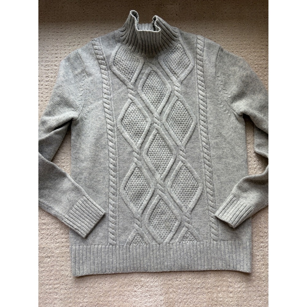 Banana Republic Cable Knit Sweater M Gray Merino Wool Quiet Luxury Academia